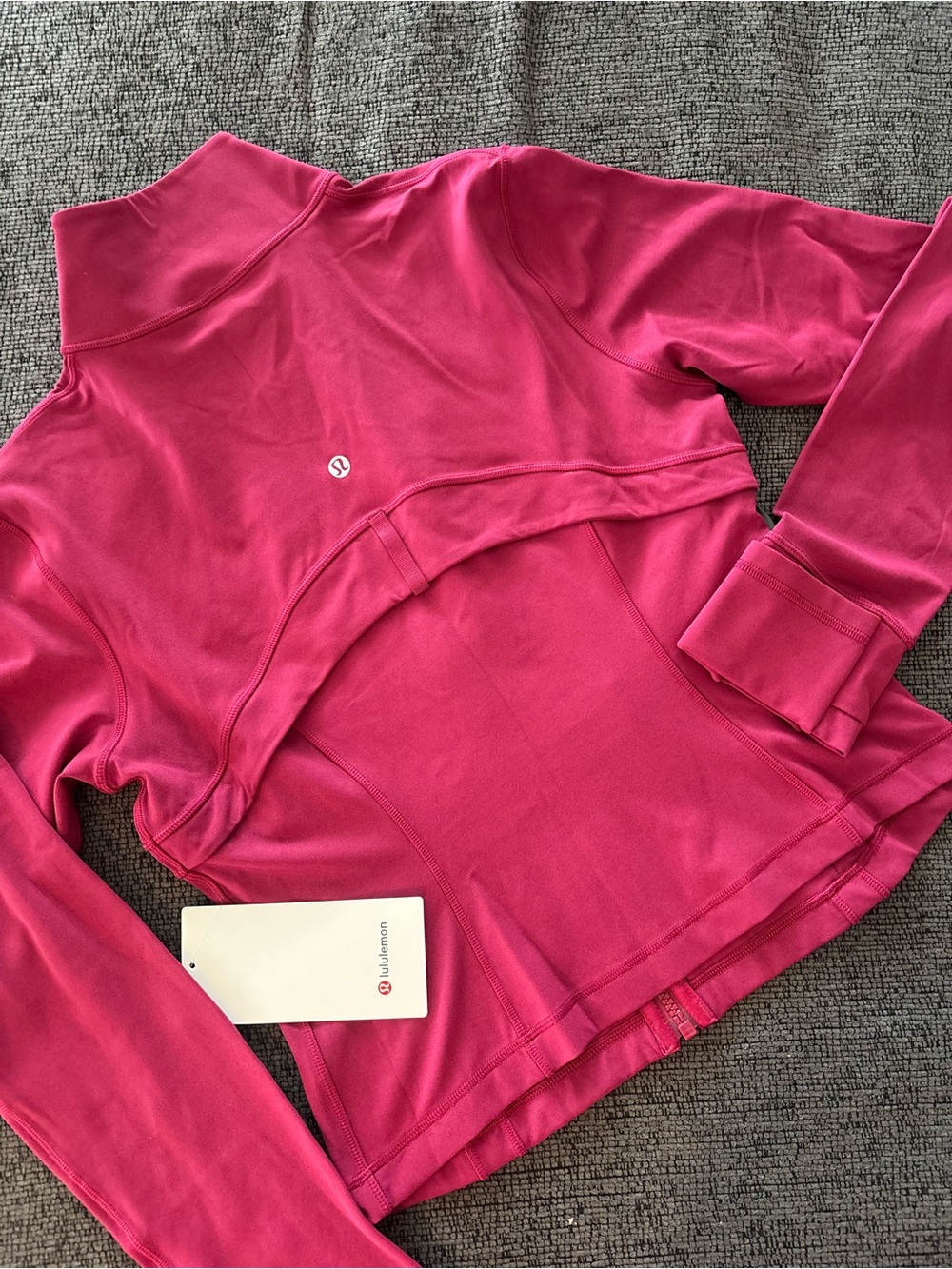 Lululemon Define Cropped Jacket
Nulu New Raspberry Rave - Picture 10 of 11